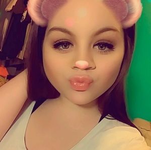 Meet your Posher, Skye